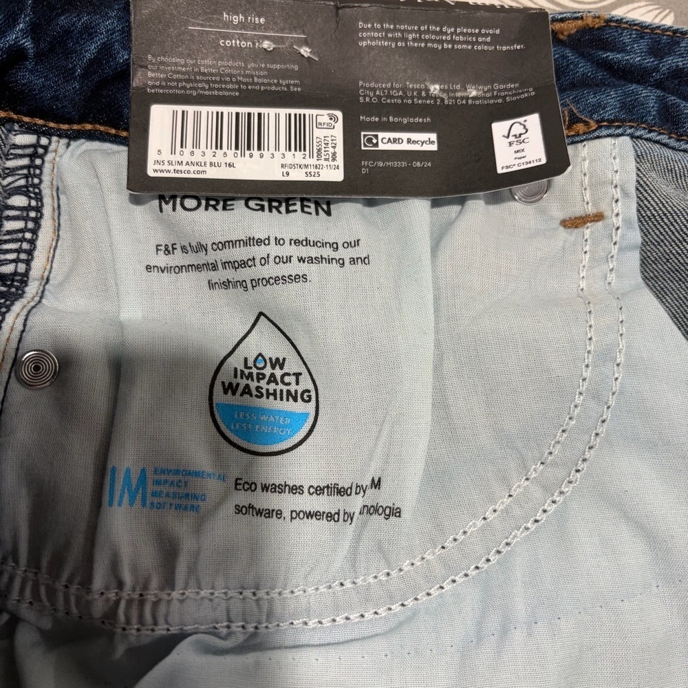 2/$25 Women’s Dark Blue Slim Ankle Grazer Straight Jeans Cotton Eco Friendly - Picture 8 of 11